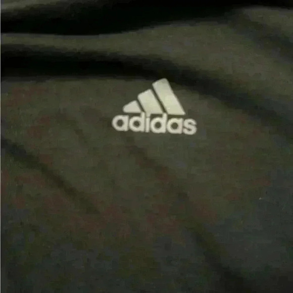 Cute, comfy, short sleeve Adidas Tee - Picture 3 of 5